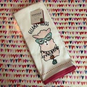 Pair of GLLAMA-ROUS Kitchen Towels from EnVogue